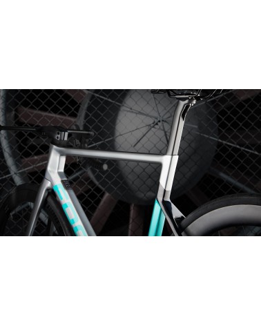 Bicicleta Carretera Focus IZALCO MAX DISC 9.8 2019